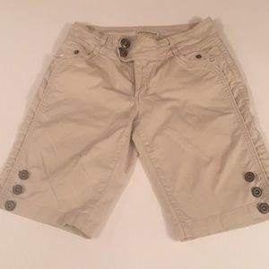 Componix Bermuda Shorts Size 6